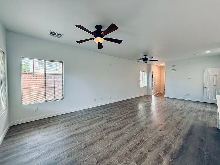 9621 Sharp Horn Ct — Photo 6