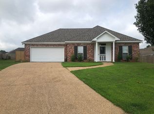113 Laurel Park Pl, Pearl, MS 39208