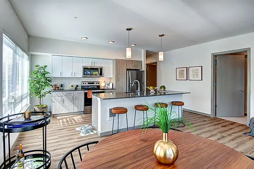 Midtown 64 Apartments Photo 1