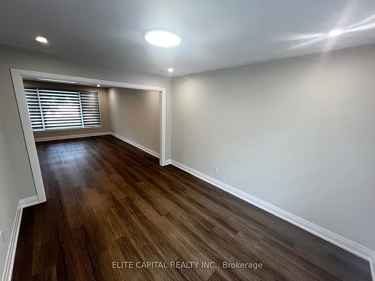 218 Chartland Blvd S — Photo 11