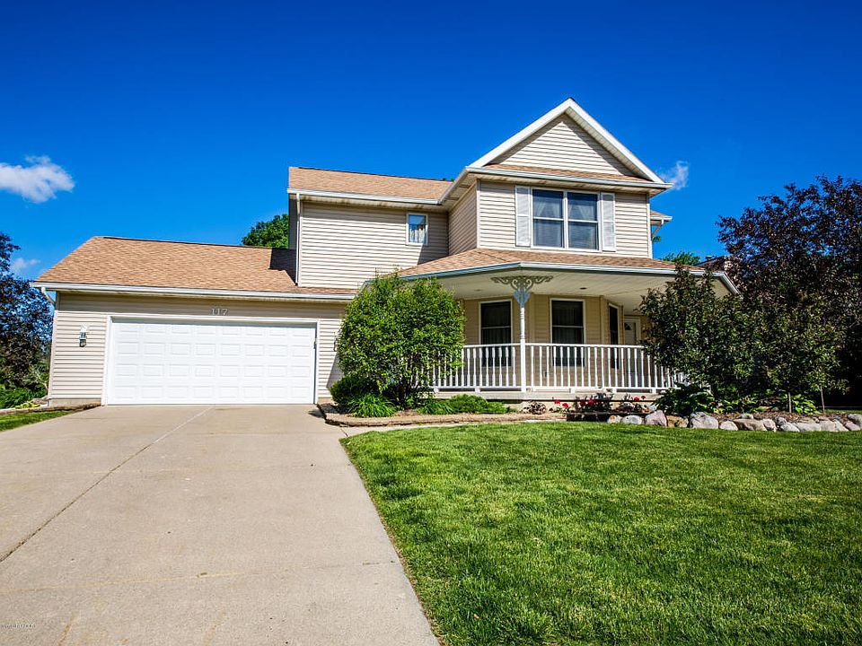 1st image of 117 Canterbury Dr