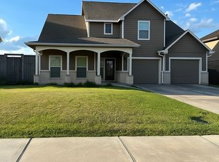 11911 Eagle Ridge Dr, Mont Belvieu, TX 77535