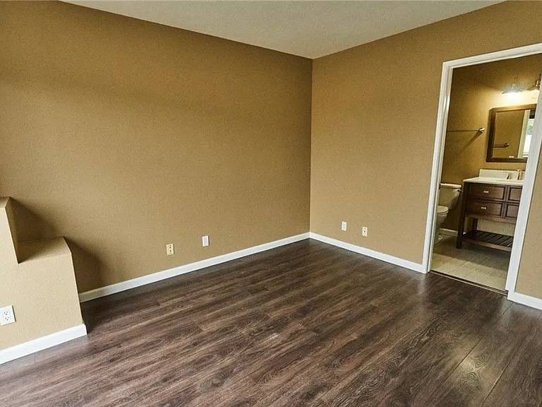 4517 College Way #J — Photo 22