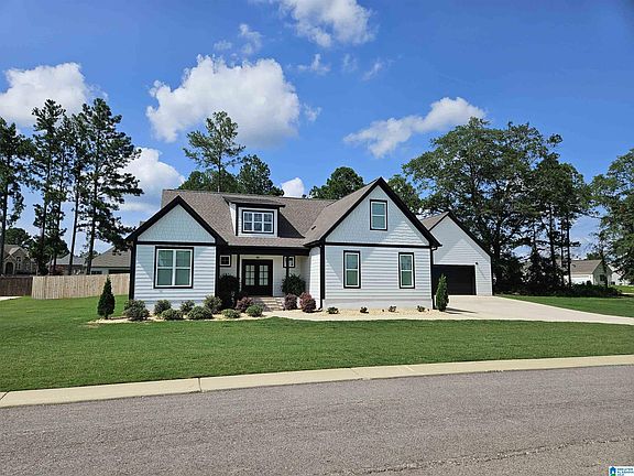 3rd image of 40 Easonville Park Dr