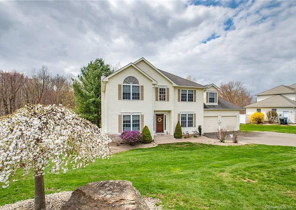 1st image of 217 Whitewood Dr