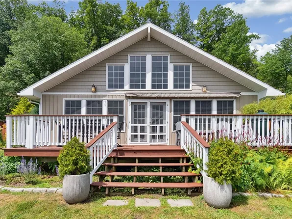 4166 Meinen Rd, Dundee, NY 14837