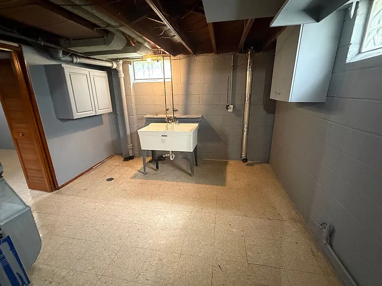 22829 Normandy Ave — Photo 34