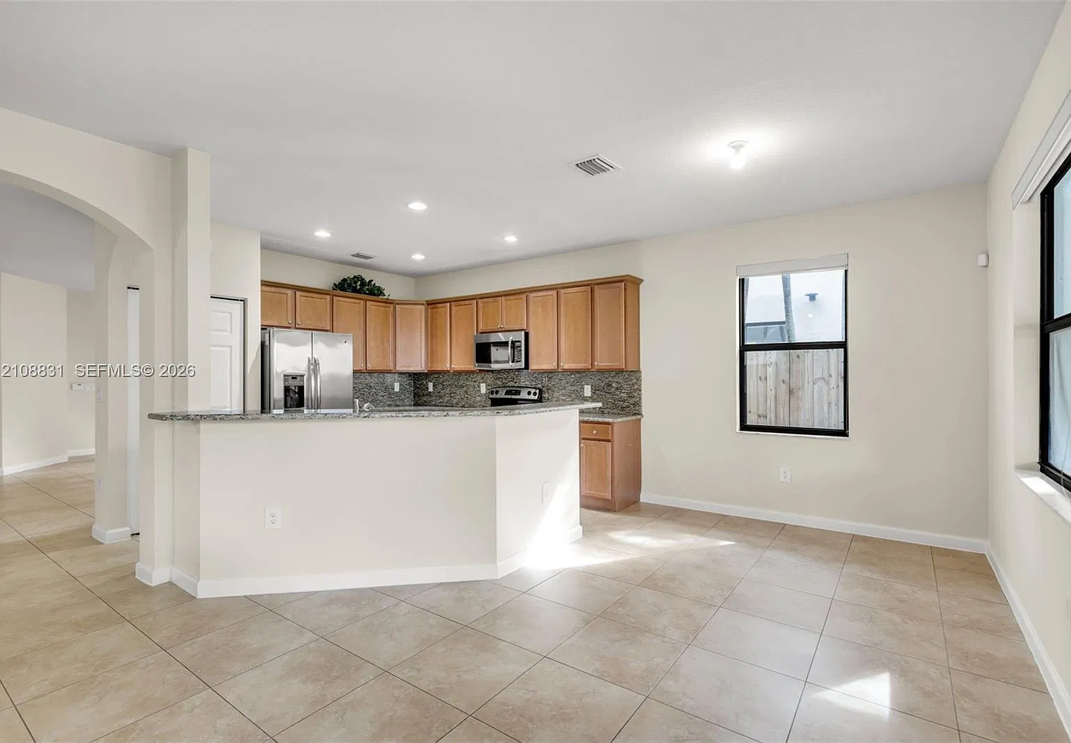 4 bed, 3.5 bath, 2650 sqft, $5,400 — Photo 1
