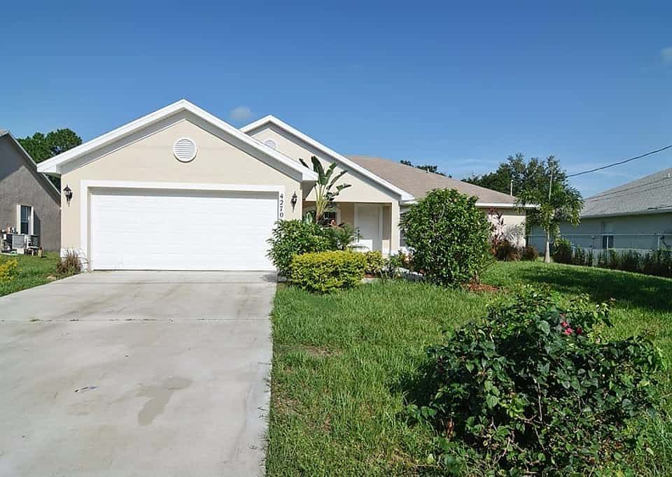 1st image of 4270 SW Tuscol St