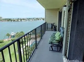 650 Island Way — Photo 13