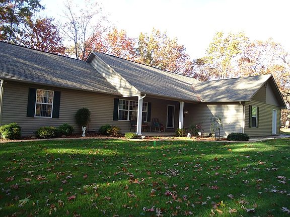2nd image of 200 Satsuma Dr