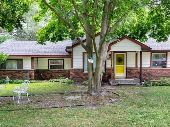 21335 Wallace Dr, Southfield, MI 48075