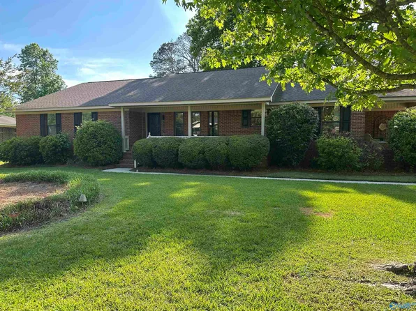 2376 Powell St, Southside, AL 35907