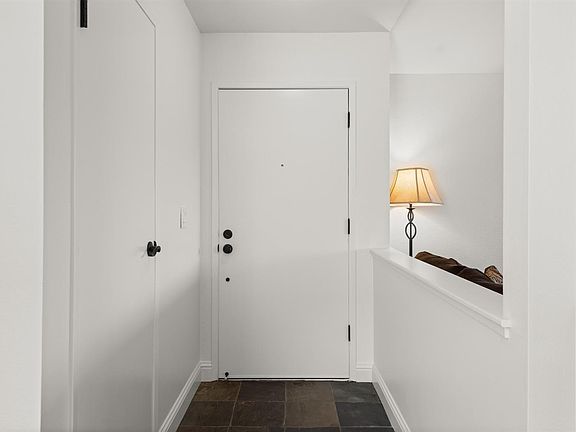 5th image of 2263 Knolls Hills Circle