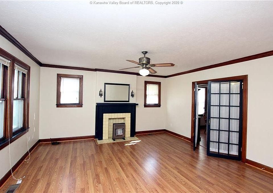 1st image of 1623 Clay Ave