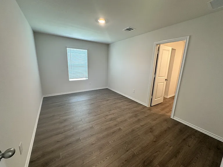 1117 Southfield Dr — Photo 6