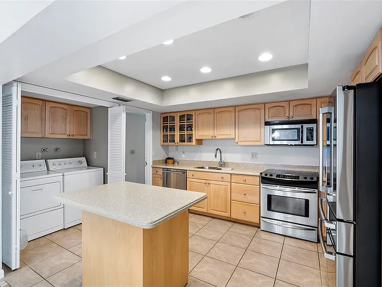 4156 Northmeadow Cir #4156 — Photo 17
