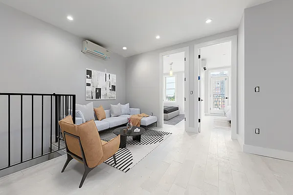 Rented by Avenues Real Estate | media 23