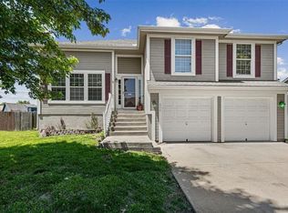 634 S Walnut St, Gardner, KS 66030