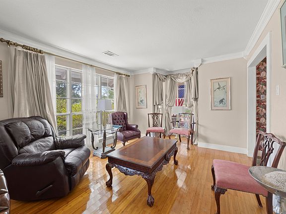 5th image of 11550 King Richard Dr