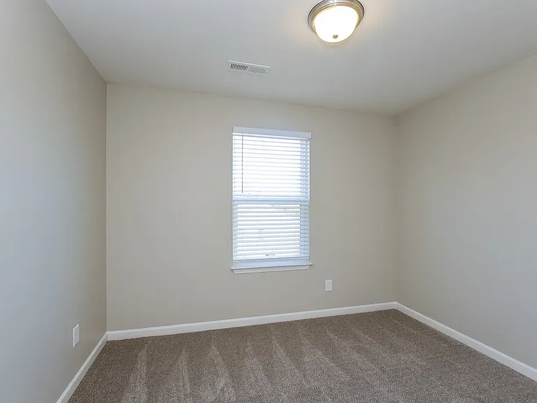 913 Cassidy Dr — Photo 12