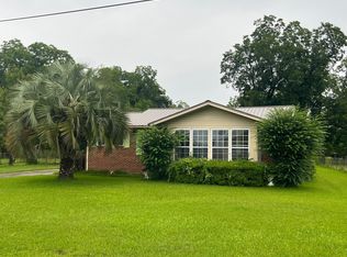 9 Church St, Register, GA 30452