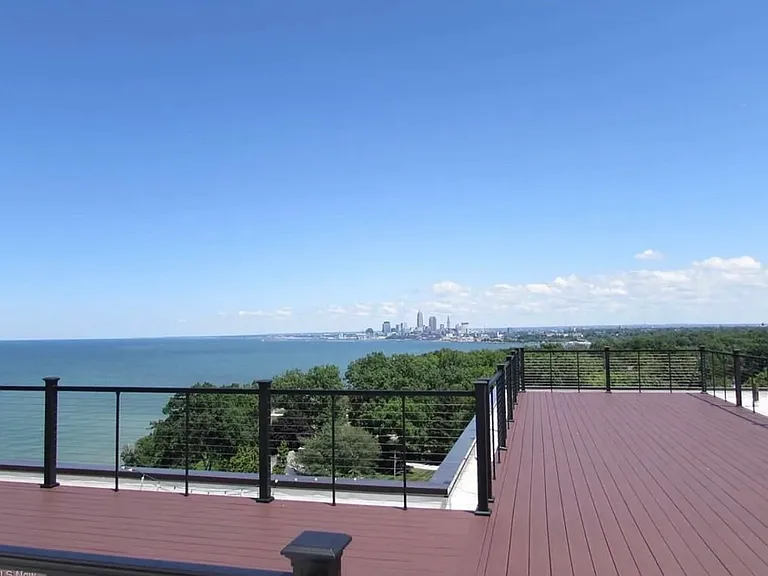 11720 Edgewater Dr #417 — Photo 28