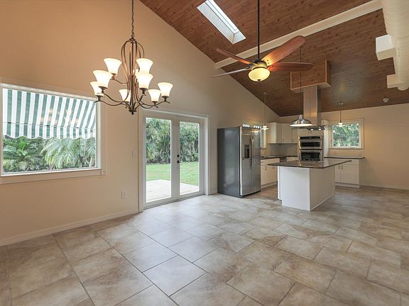 5th image of 12561 Watercress Ln