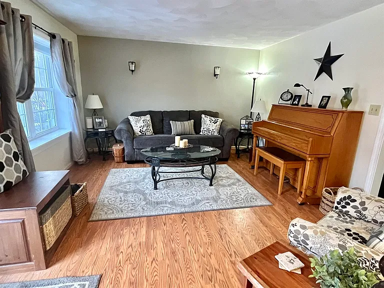51 Benjamin Landing Ln #51 — Photo 5