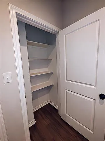 3 bed, 2.5 bath, 1500 sqft, $1,900 — Photo 3