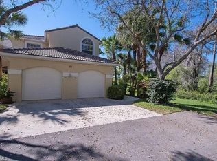 81 Silver Oaks Cir APT 7204, Naples, FL 34119