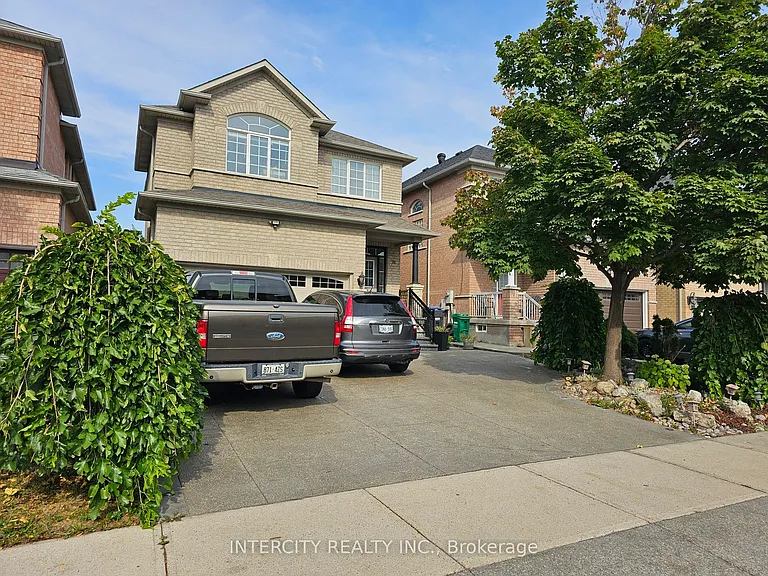 26 Zia Dodda Cres — Photo 1