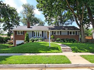 7036 Quander Rd, Alexandria, VA 22307