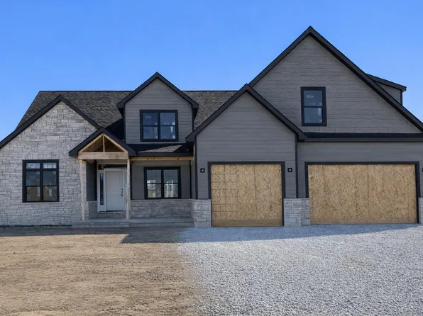 9945 Switch Grass Ln, Saint John, IN 46373