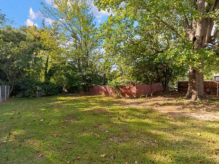 1006 Carlton Ave — Photo 42