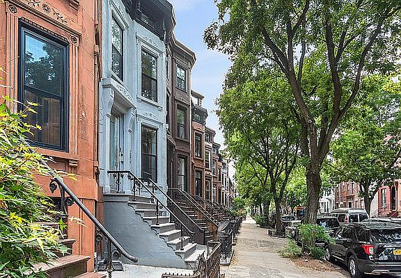 5th image of 435 De Kalb Ave #1R