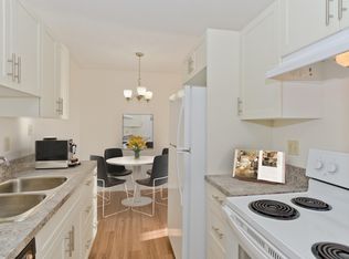 Randal House, Calgary, AB T2R 0R1