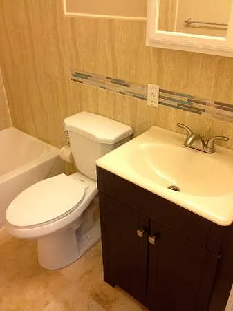 2012 S Illinois Ave #15 — Photo 8