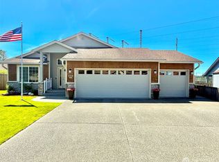 15624 42nd Dr SE, Bothell, WA 98012
