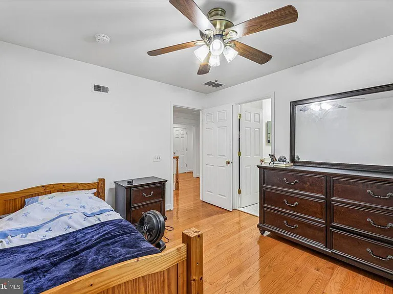9529 Mountwood Dr — Photo 14