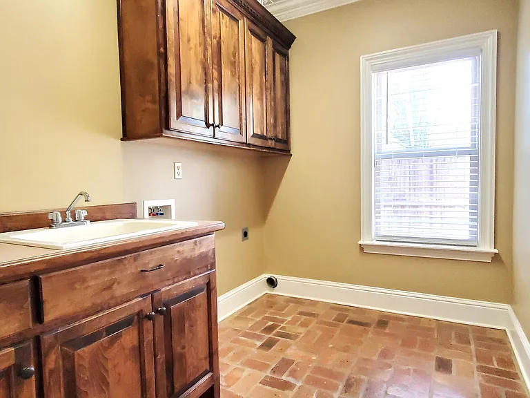 2521 Promenade Blvd — Photo 21