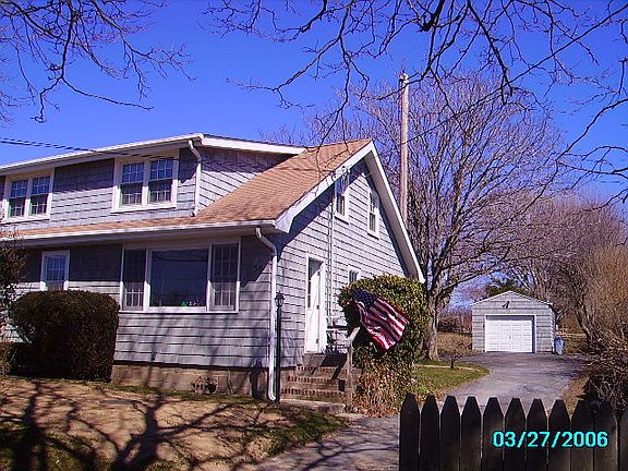 4th image of 56 Edgemere St