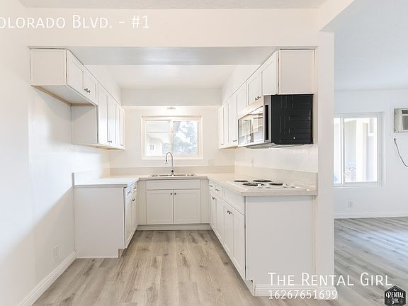 4th image of 15 E Colorado Blvd #1