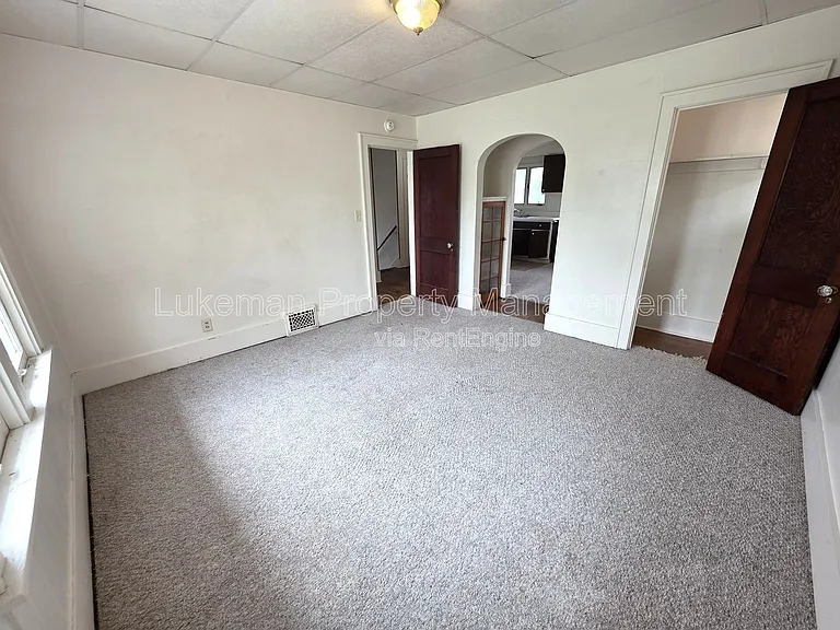 1019 Egleston Ave #1017 — Photo 5