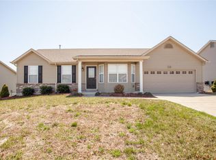116 Winding Pine Ln, Winfield, MO 63389