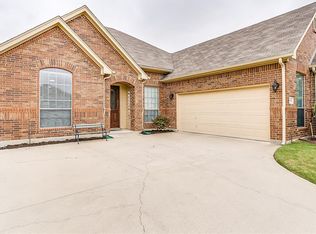 759 Ruby Ct, Burleson, TX 76028