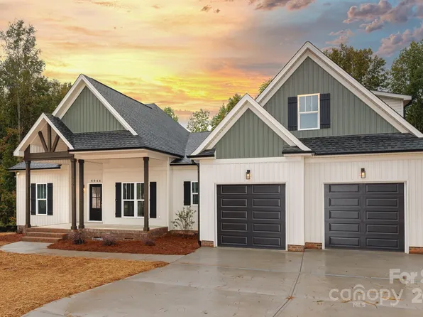8046 Smooth Stone Ct #75, Clover, SC 29710