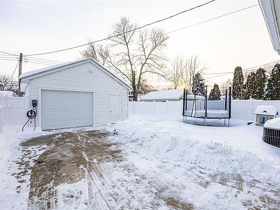 4th image of 20 Florida Ave