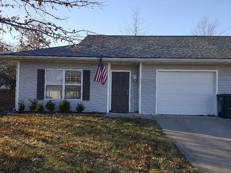 1008 Granite Ct — Photo 1