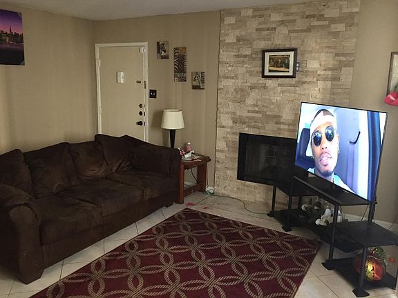 3rd image of 3919 Fairmont Pkwy APT 245
